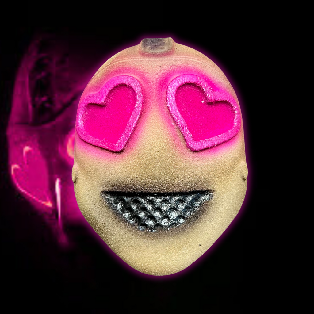 Heart Eyes Bath Bomb